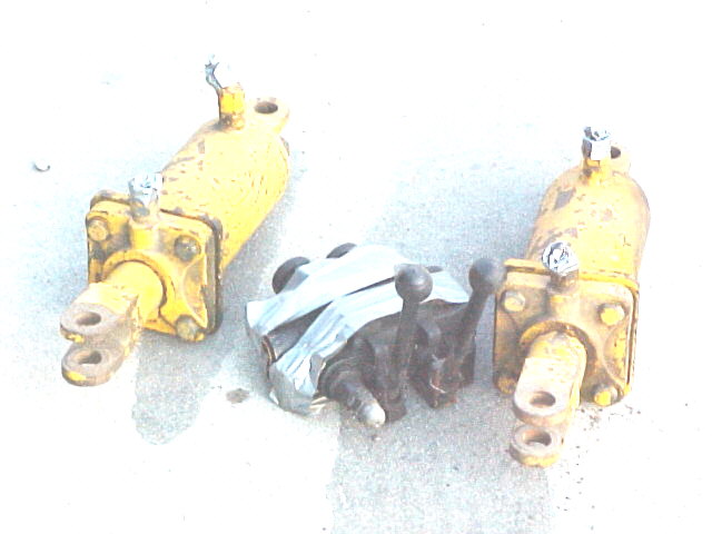 hyd. valve and cyls.