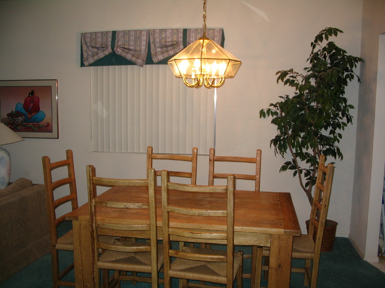 cv_dining_area.JPG